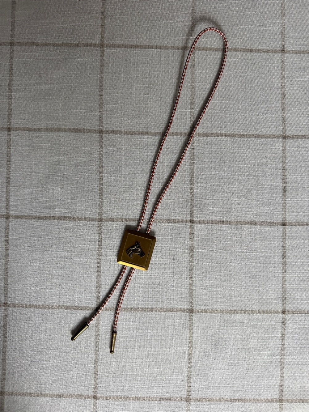 Vintage 1970s Gold-Tone Horse Head Bolo Tie